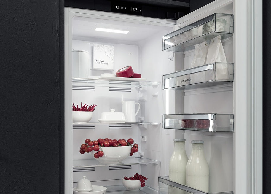 AURA ONE BUILT-IN COMBI-REFRIGERATOR 60CM