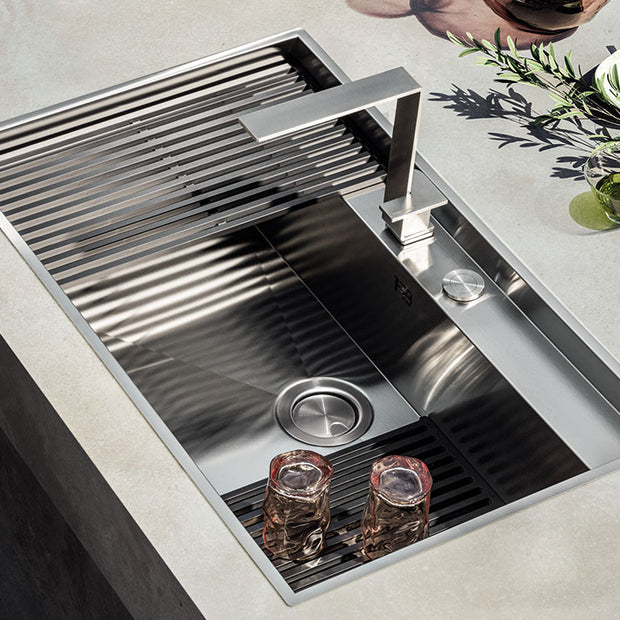 BUILT IN SINK SINGLE BUILT-IN OUT DOOR